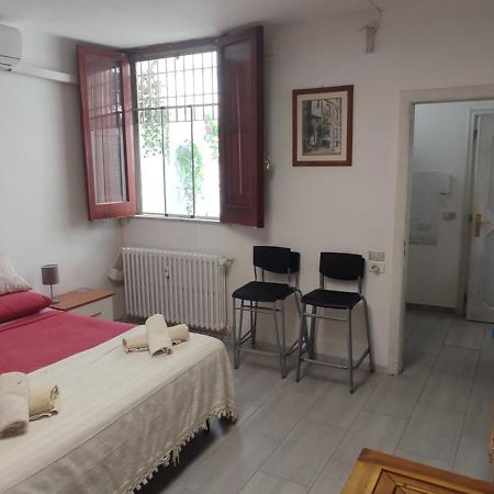 Super Central Studio, No Noise, Near Seaside, Shops Bari Exterior photo